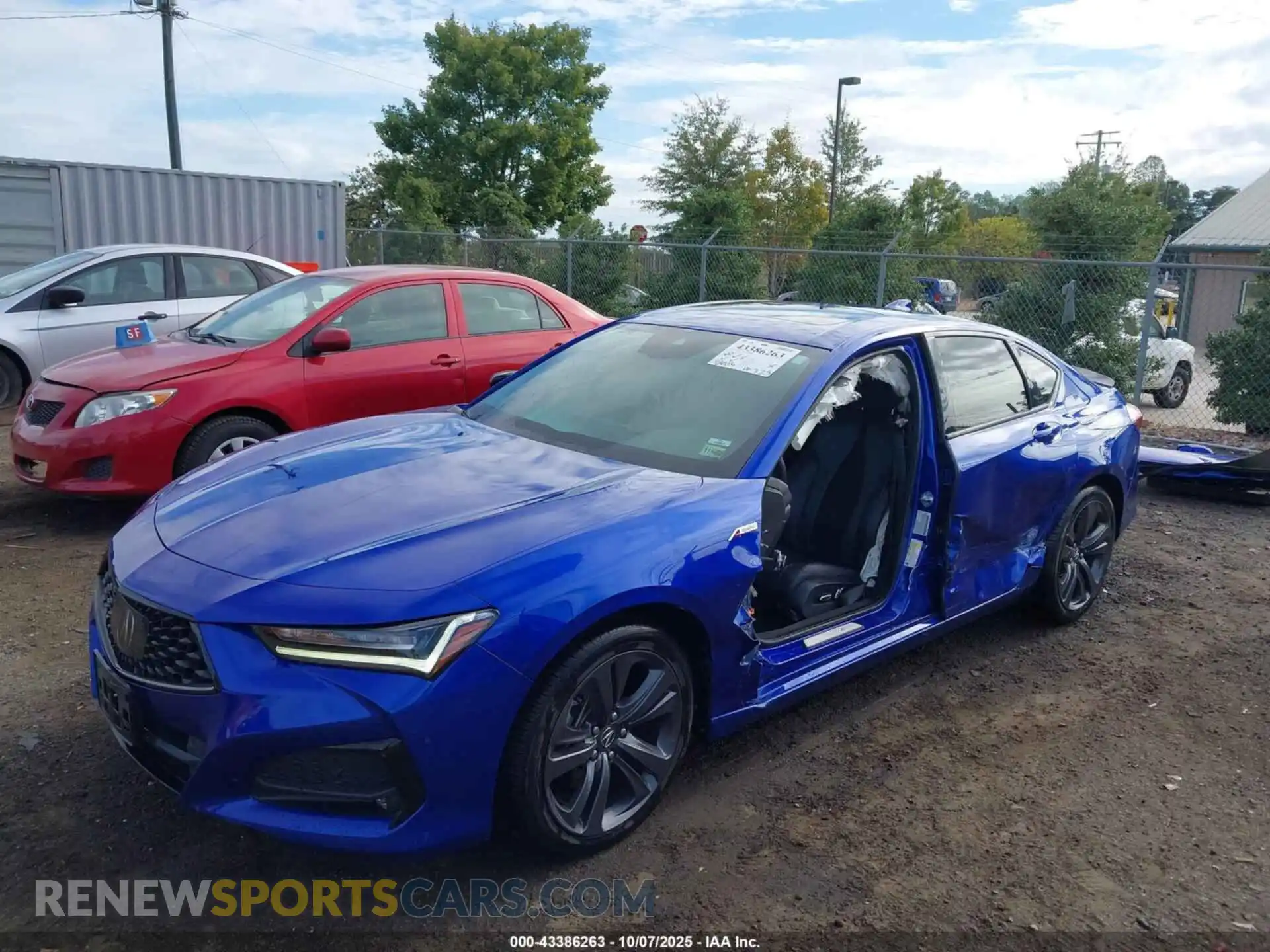 2 Photograph of a damaged car 19UUB5F58MA016556 ACURA TLX 2021