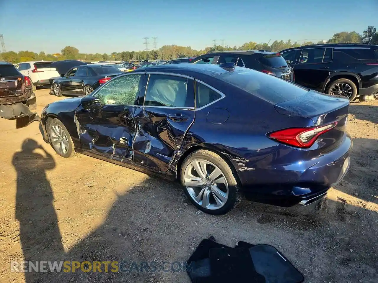 2 Фотография поврежденного автомобиля 19UUB6F42MA009051 ACURA TLX 2021