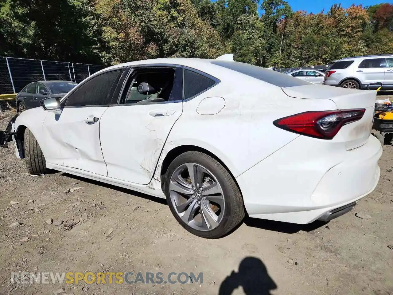 2 Фотография поврежденного автомобиля 19UUB6F64MA003138 ACURA TLX 2021
