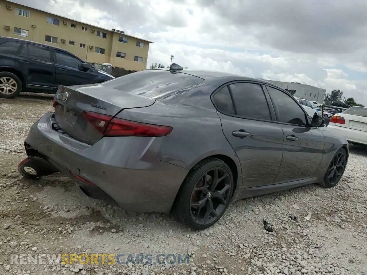 3 Photograph of a damaged car ZARFAMAN3K7621936 ALFA ROMEO GIULIA 2019