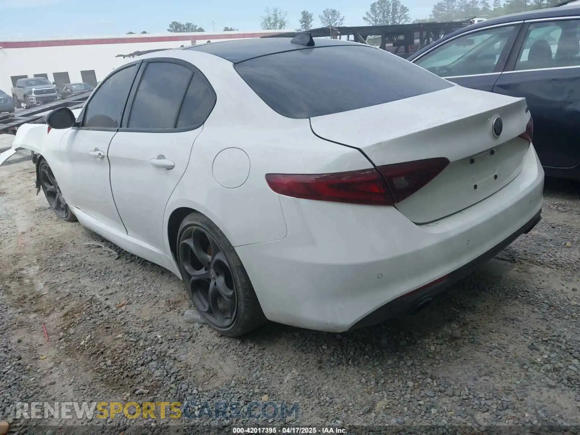 3 Photograph of a damaged car ZARFAMAN3K7622360 ALFA ROMEO GIULIA 2019