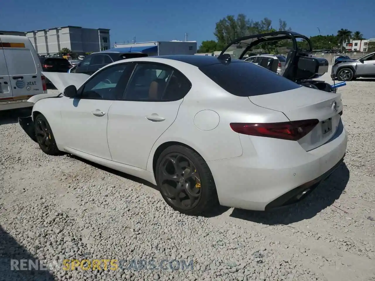 2 Фотография поврежденного автомобиля ZARFAMBN2K7605306 ALFA ROMEO GIULIA 2019