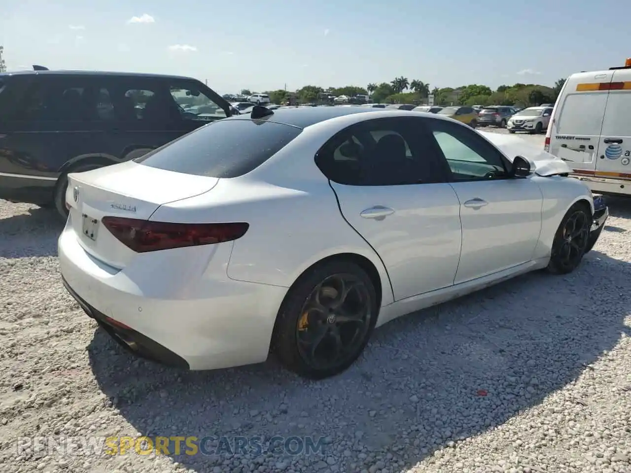 3 Фотография поврежденного автомобиля ZARFAMBN2K7605306 ALFA ROMEO GIULIA 2019