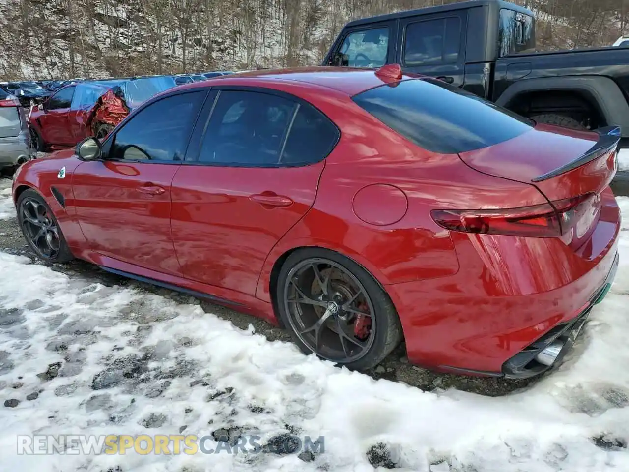 2 Photograph of a damaged car ZARFAMEV2K7604376 ALFA ROMEO GIULIA 2019