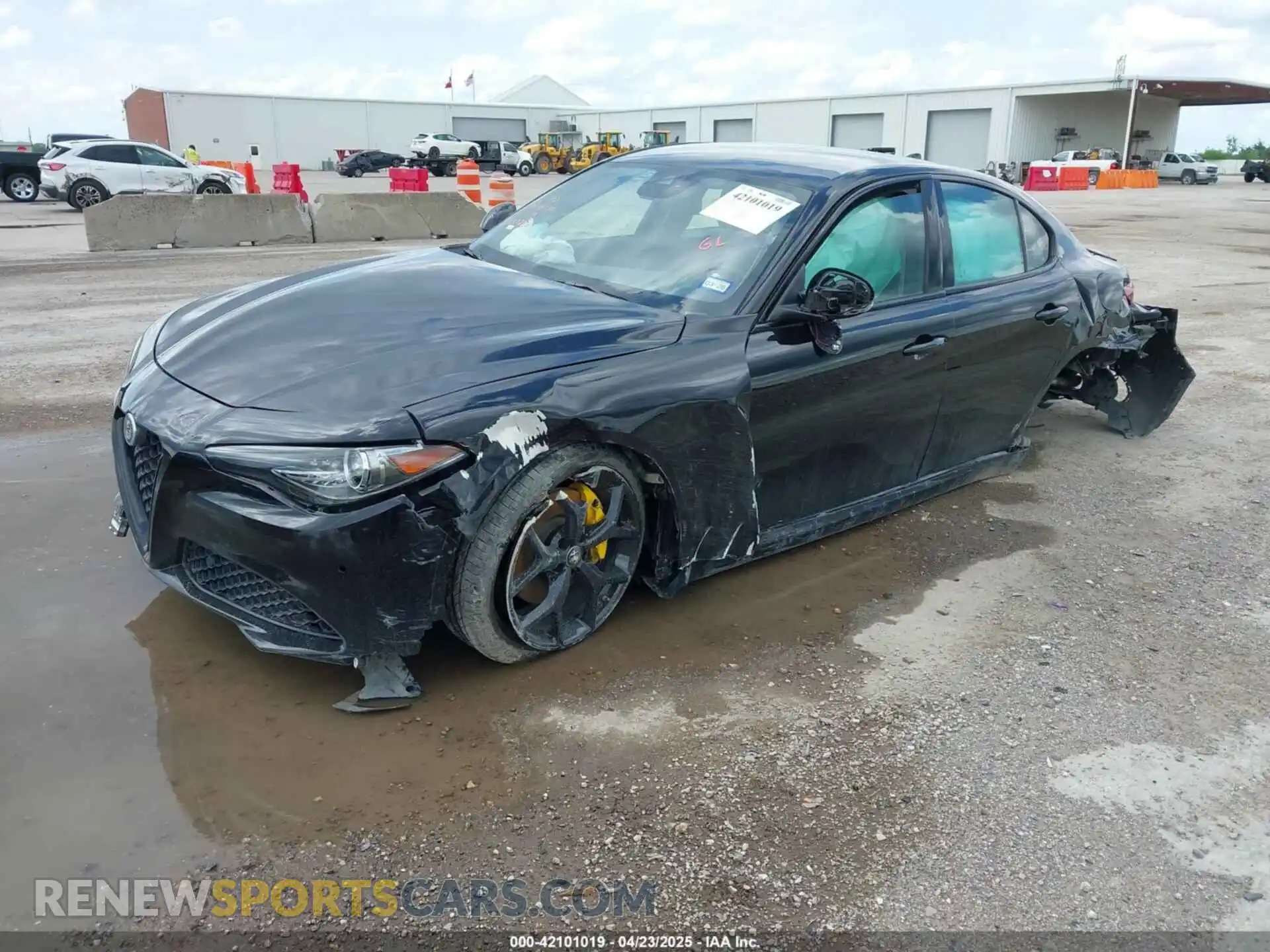 2 Photograph of a damaged car ZARFAMAN3L7632937 ALFA ROMEO GIULIA 2020
