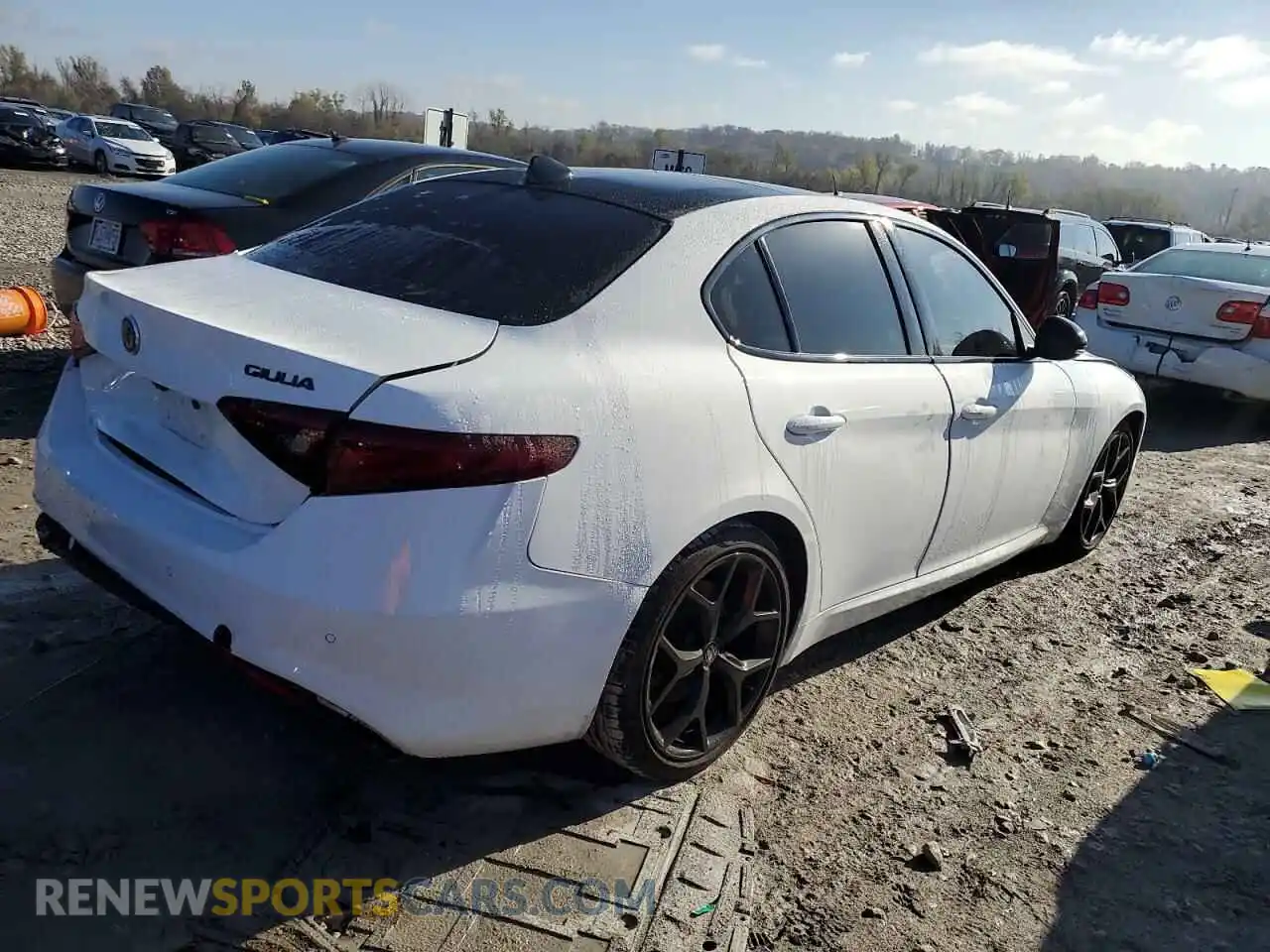 3 fotografías del automóvil dañado ZARFAMBN8L7634911 ALFA ROMEO GIULIA 2020