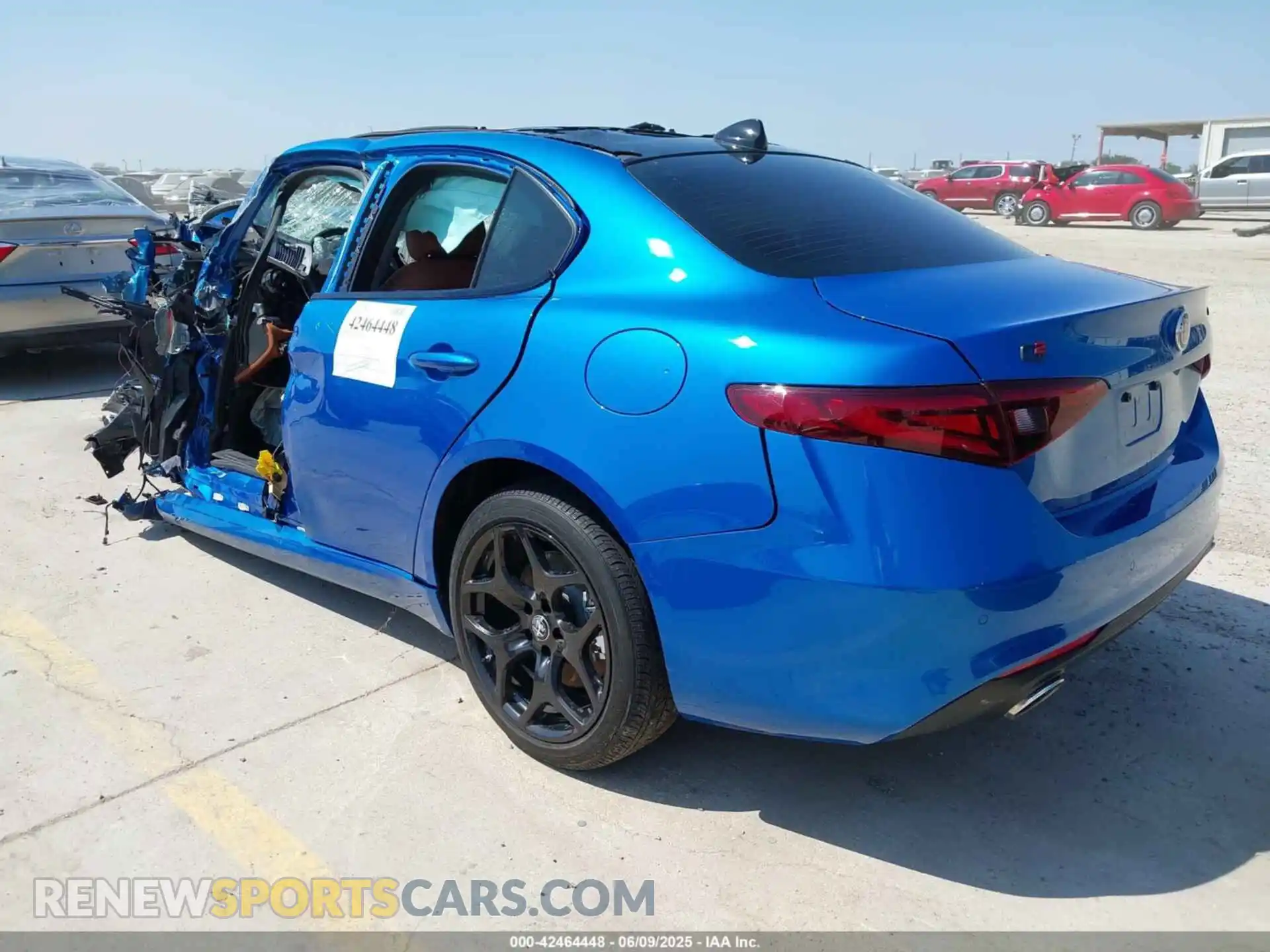 3 Photograph of a damaged car ZARFAMAN1M7647437 ALFA ROMEO GIULIA 2021