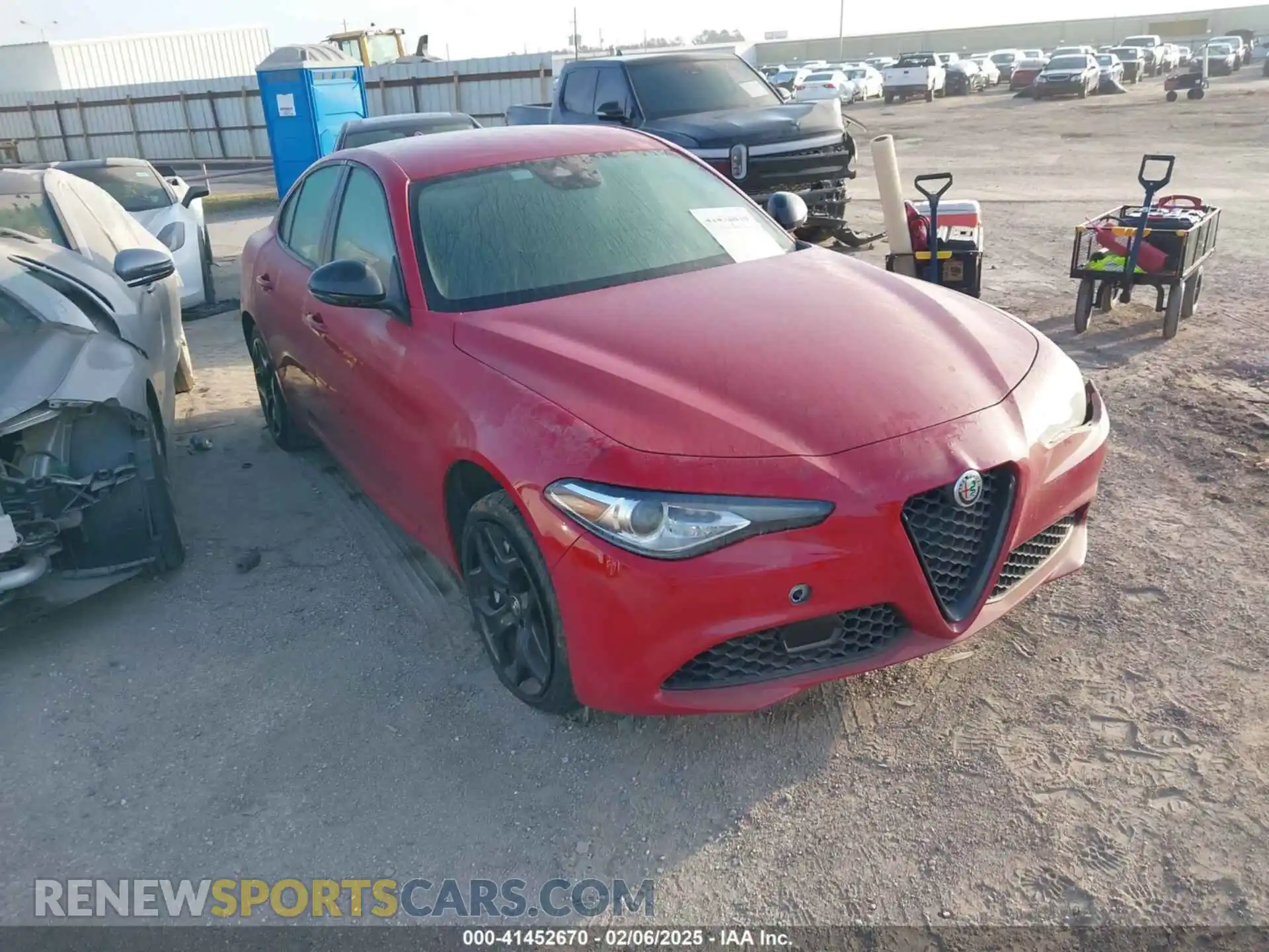 1 Photograph of a damaged car ZARFAMAN1M7649060 ALFA ROMEO GIULIA 2021