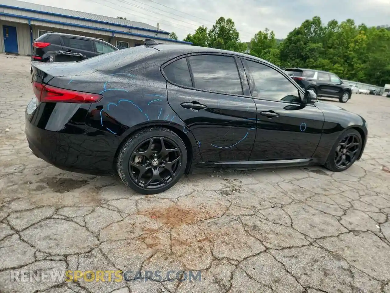 3 Photograph of a damaged car ZARFAMAN3M7647732 ALFA ROMEO GIULIA 2021