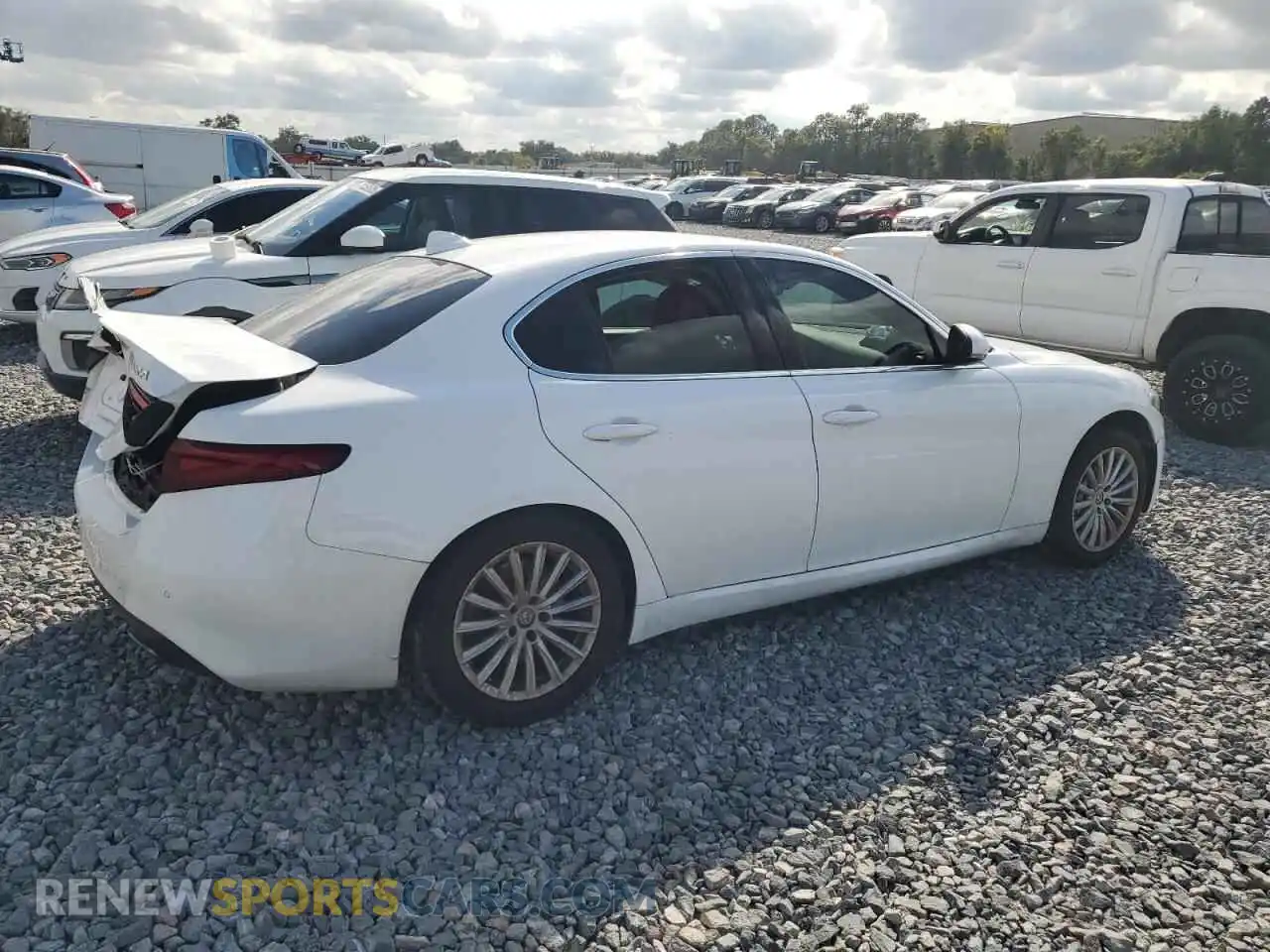 3 Photograph of a damaged car ZARFAMAN6M7646879 ALFA ROMEO GIULIA 2021
