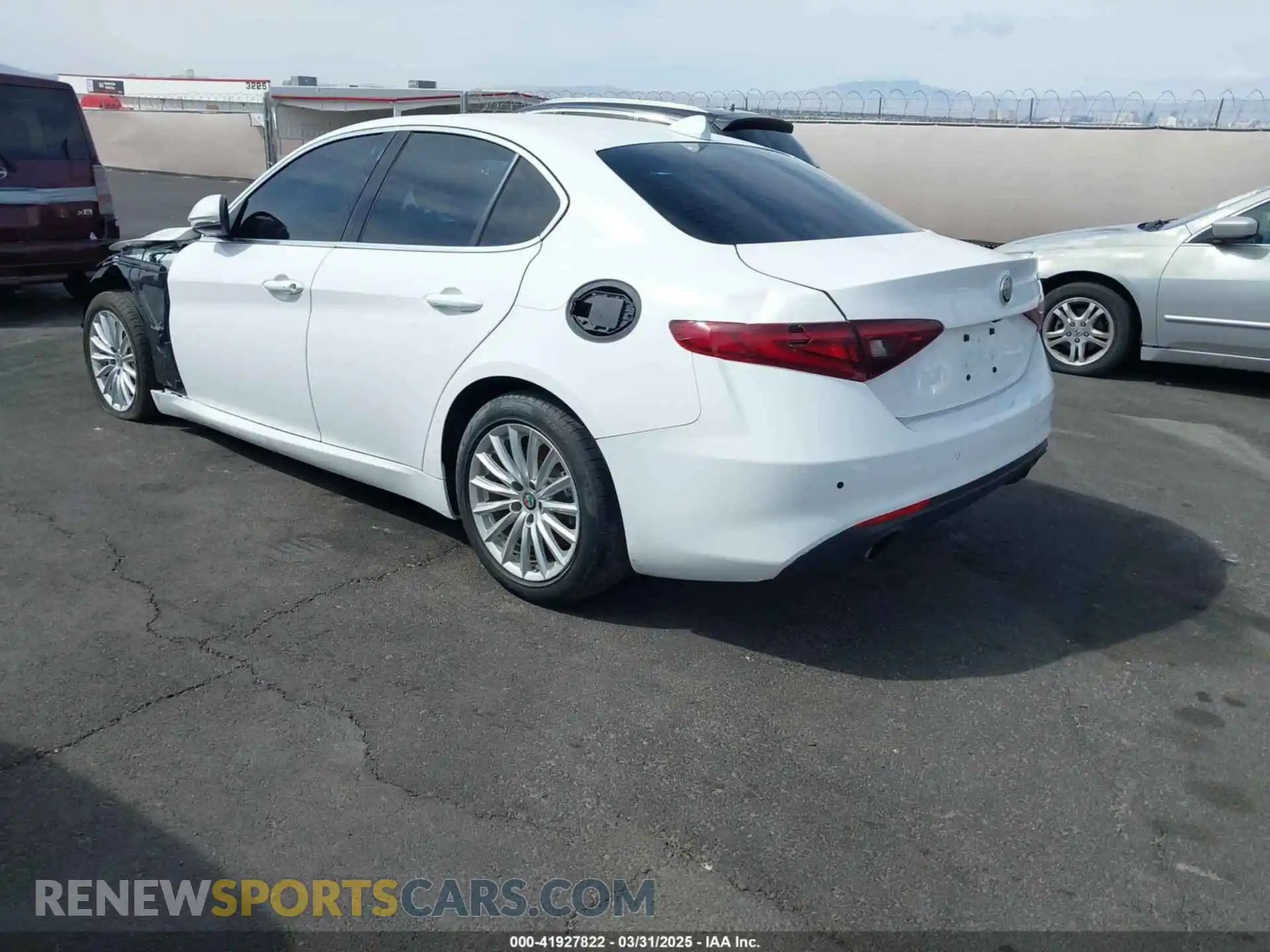 3 Photograph of a damaged car ZARFAMAN7M7639925 ALFA ROMEO GIULIA 2021