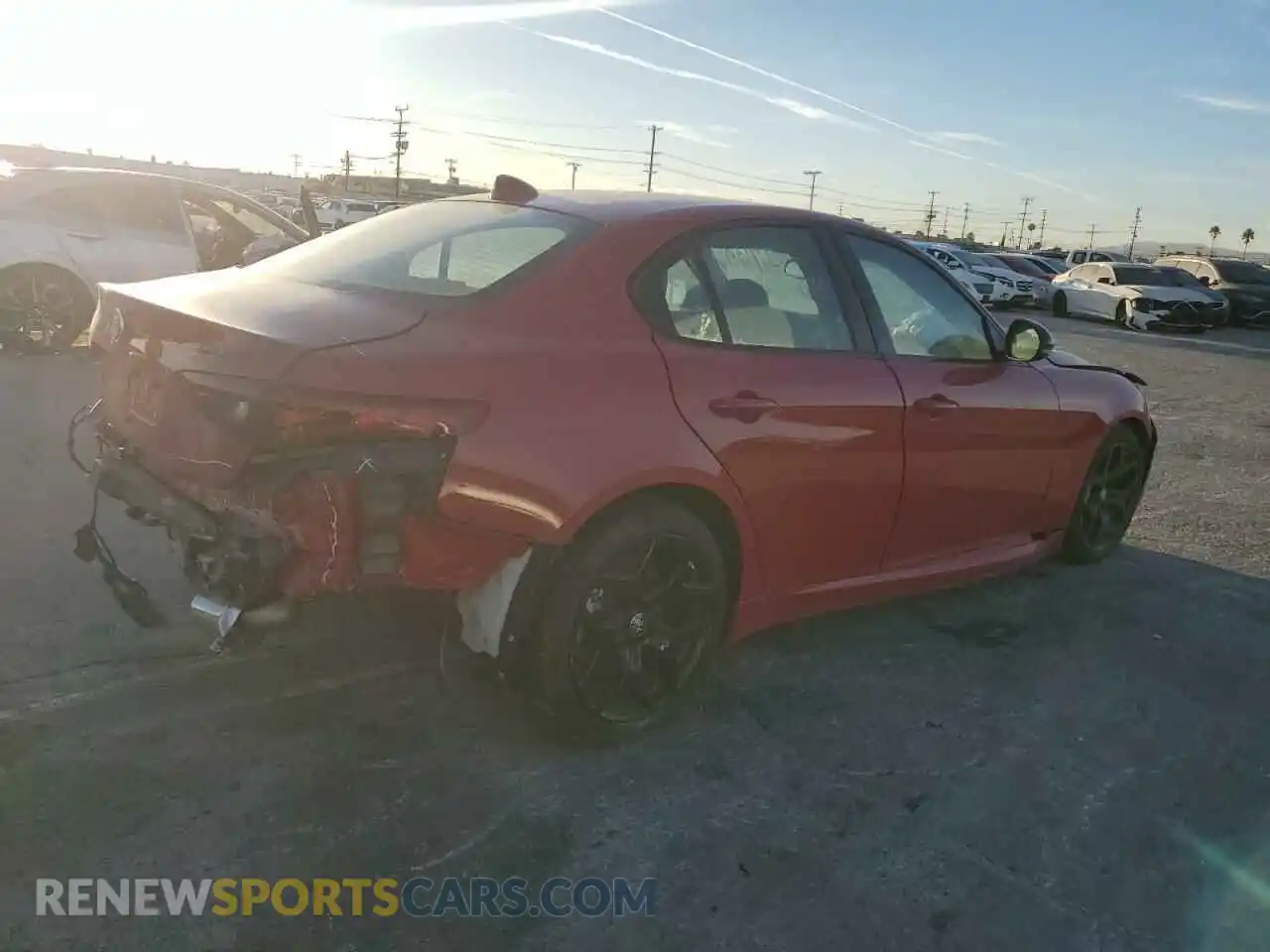 3 Photograph of a damaged car ZARFAMAN9M7638923 ALFA ROMEO GIULIA 2021