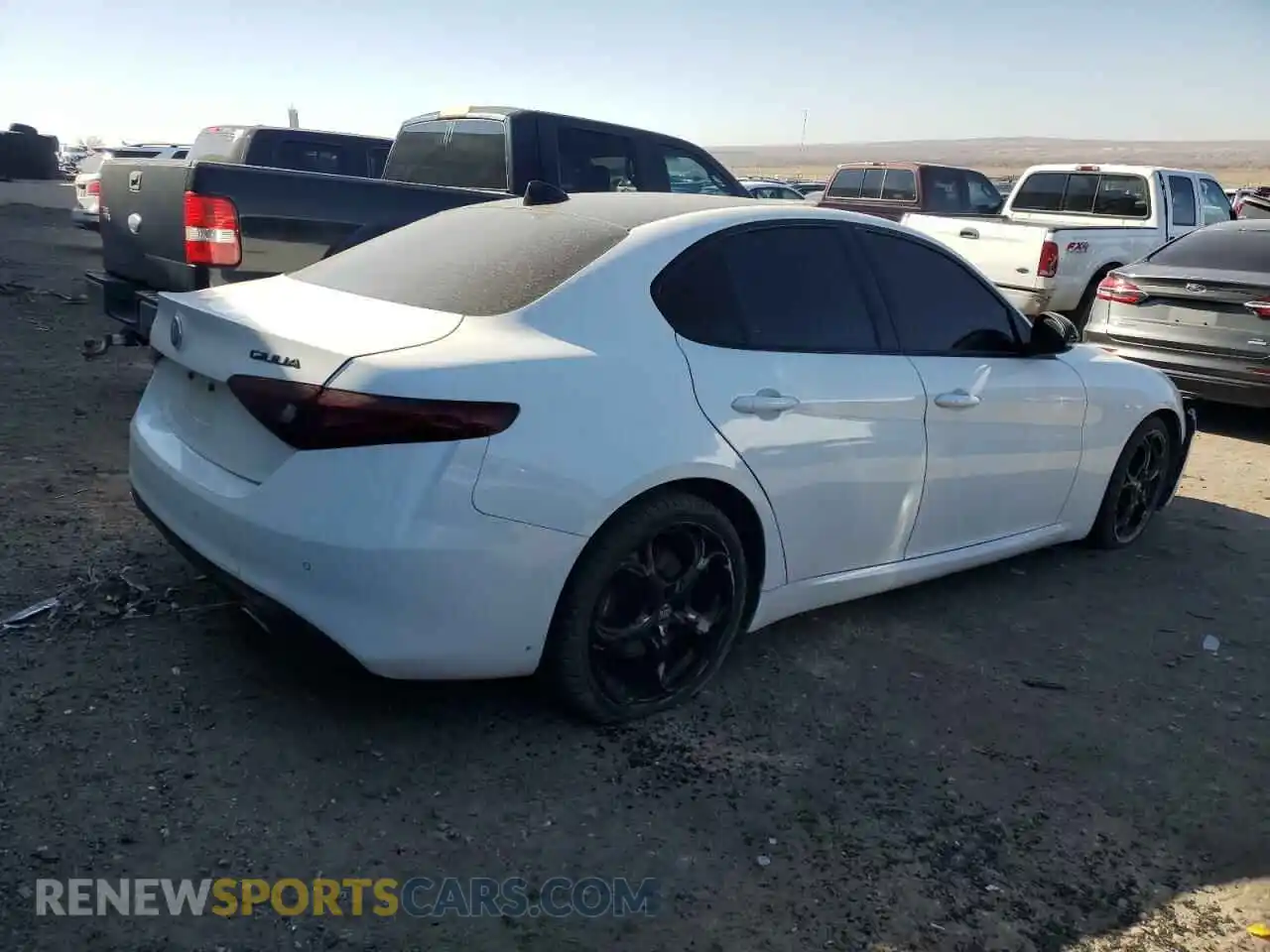 3 Photograph of a damaged car ZARFAMBN0M7648870 ALFA ROMEO GIULIA 2021