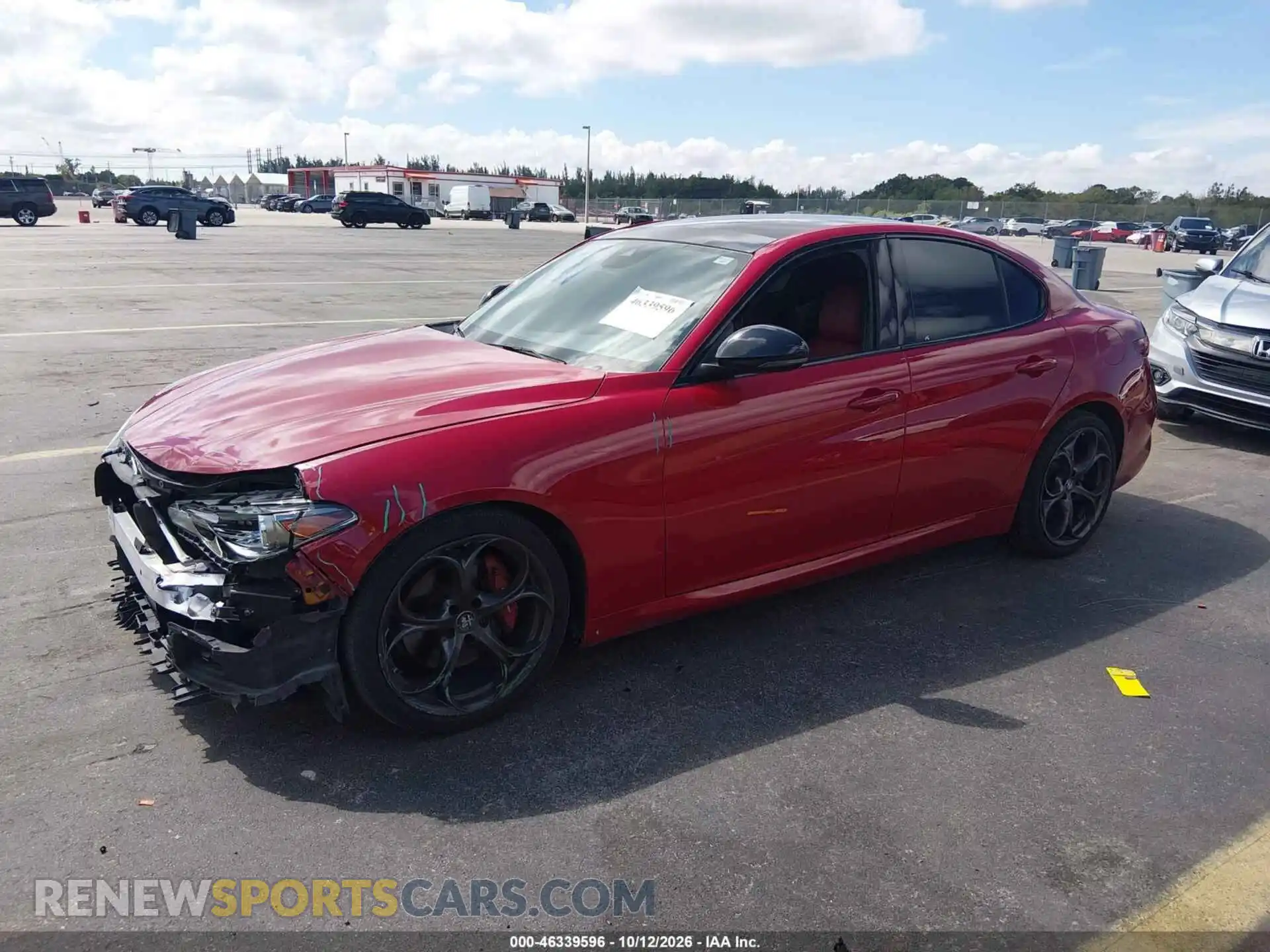 2 fotografías del automóvil dañado ZARFAMBNXM7642185 ALFA ROMEO GIULIA 2021
