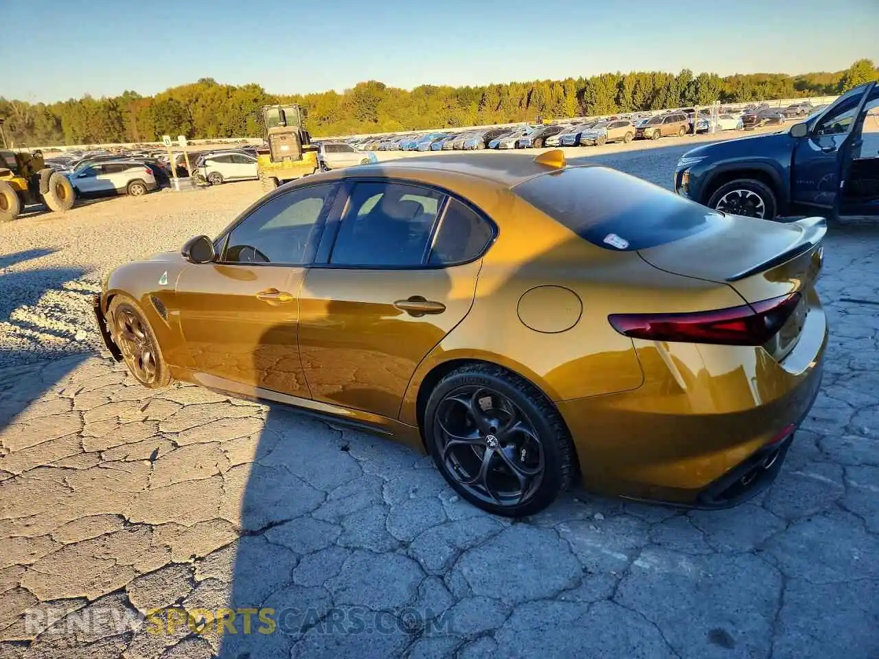 2 Photograph of a damaged car ZARFAMEV7M7650370 ALFA ROMEO GIULIA 2021