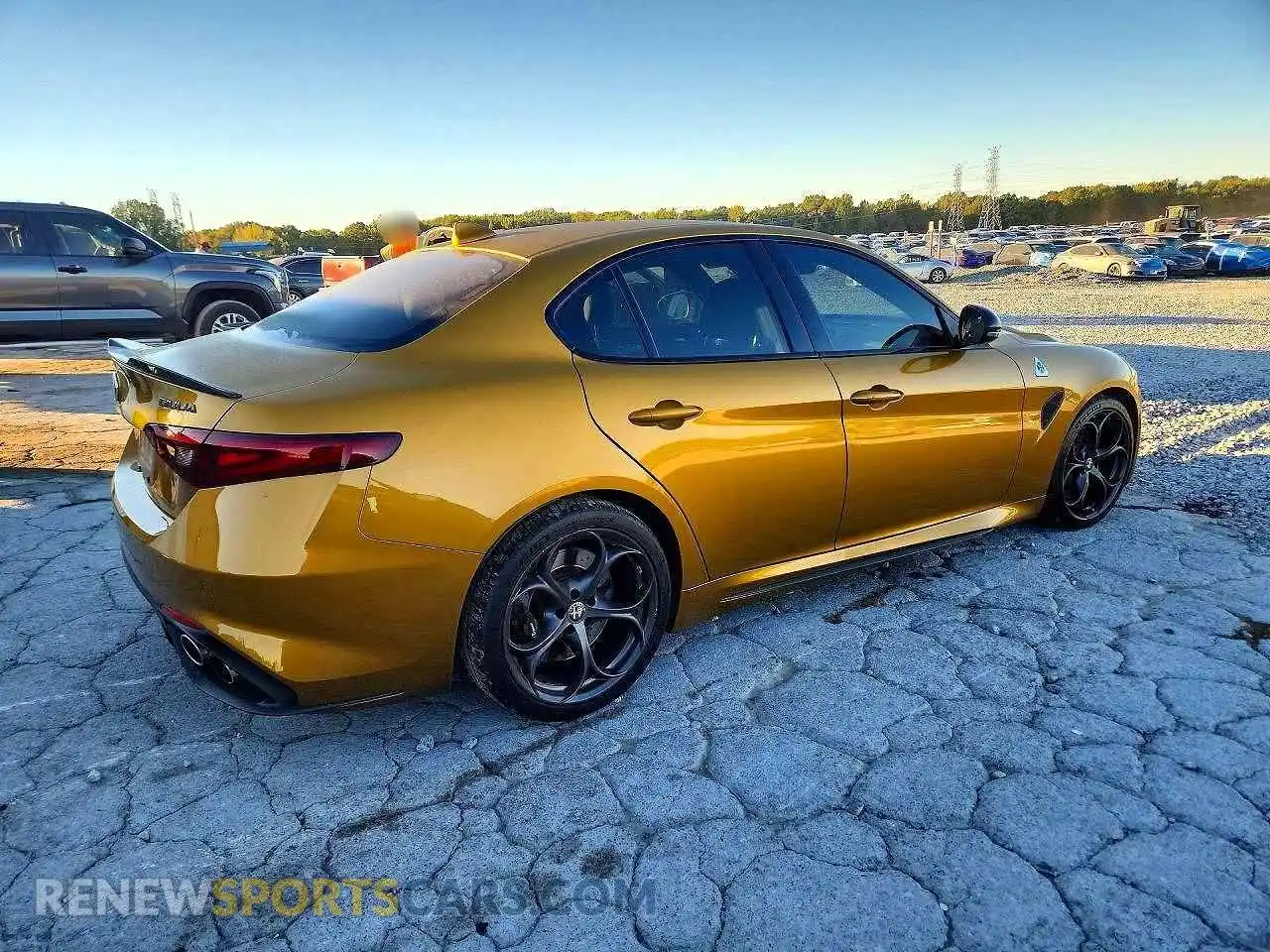 3 Photograph of a damaged car ZARFAMEV7M7650370 ALFA ROMEO GIULIA 2021