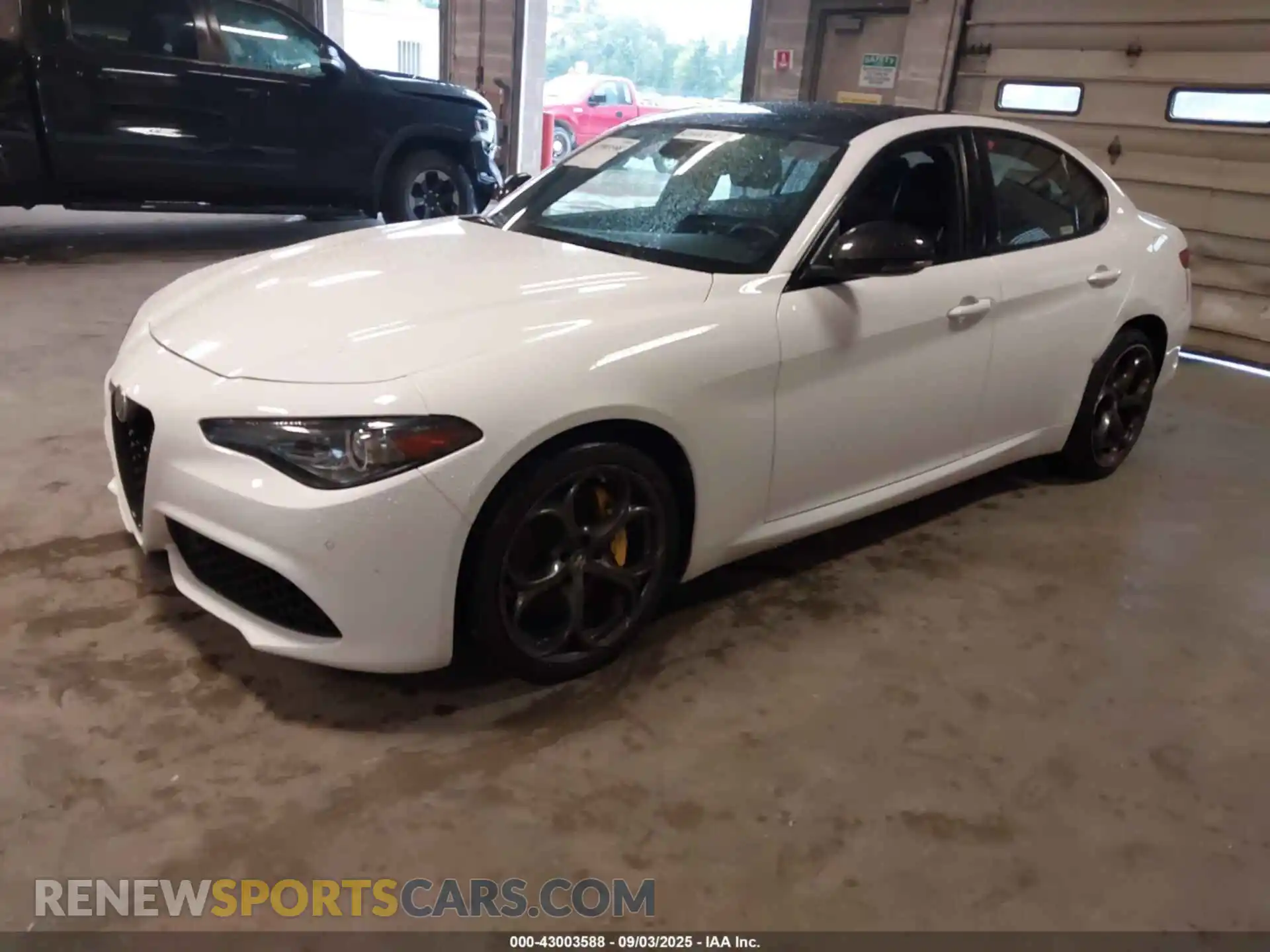 2 Photograph of a damaged car ZARFANBN0M7647630 ALFA ROMEO GIULIA 2021