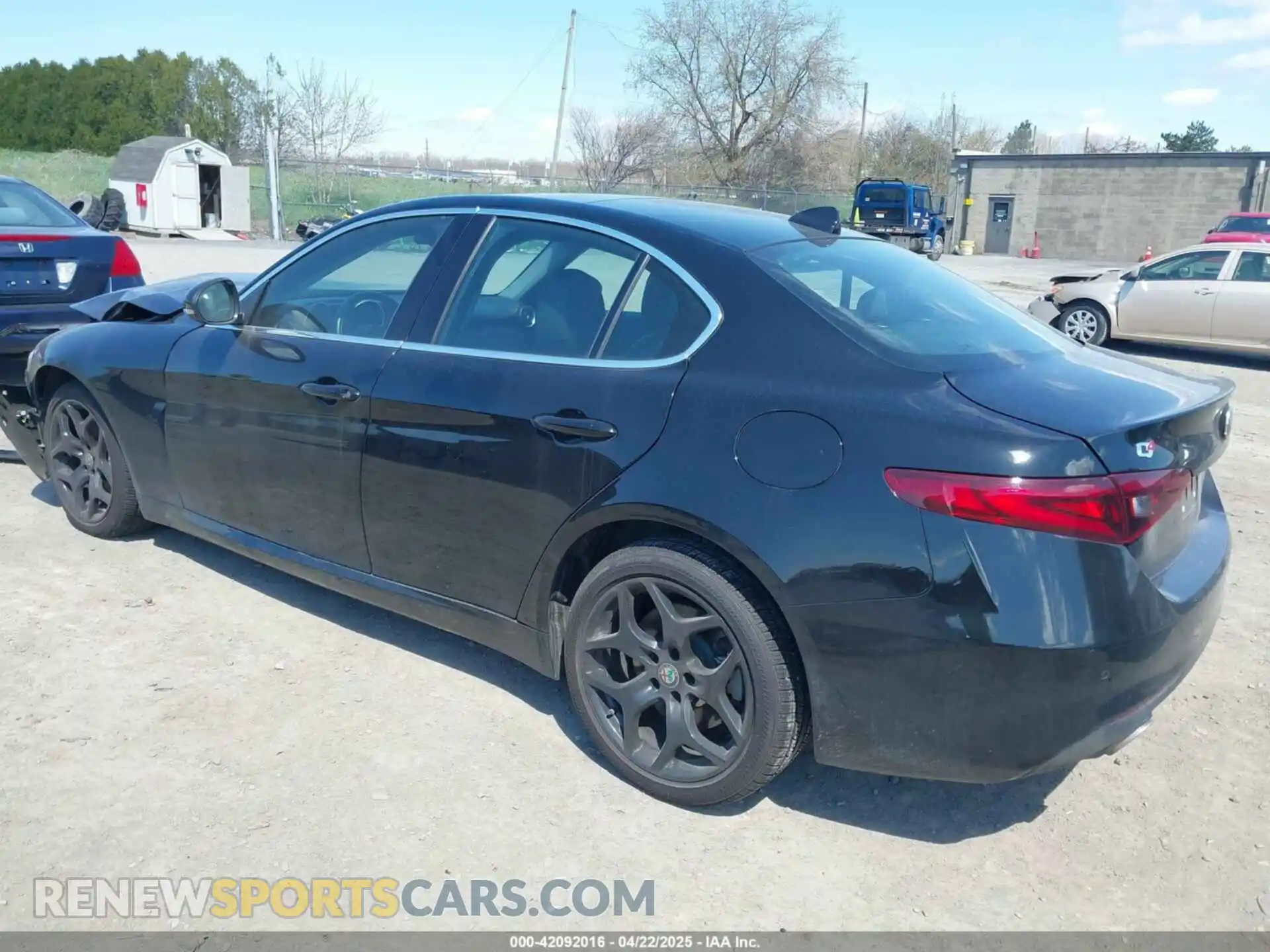 3 Photograph of a damaged car ZARFANBN6M7648815 ALFA ROMEO GIULIA 2021