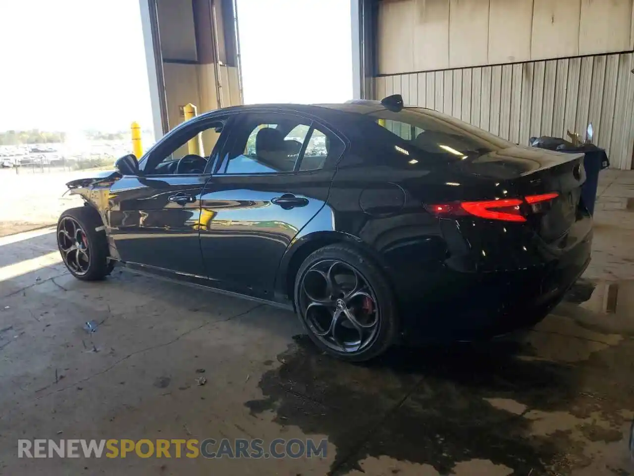 2 Photograph of a damaged car ZARFANBN7M7644191 ALFA ROMEO GIULIA 2021