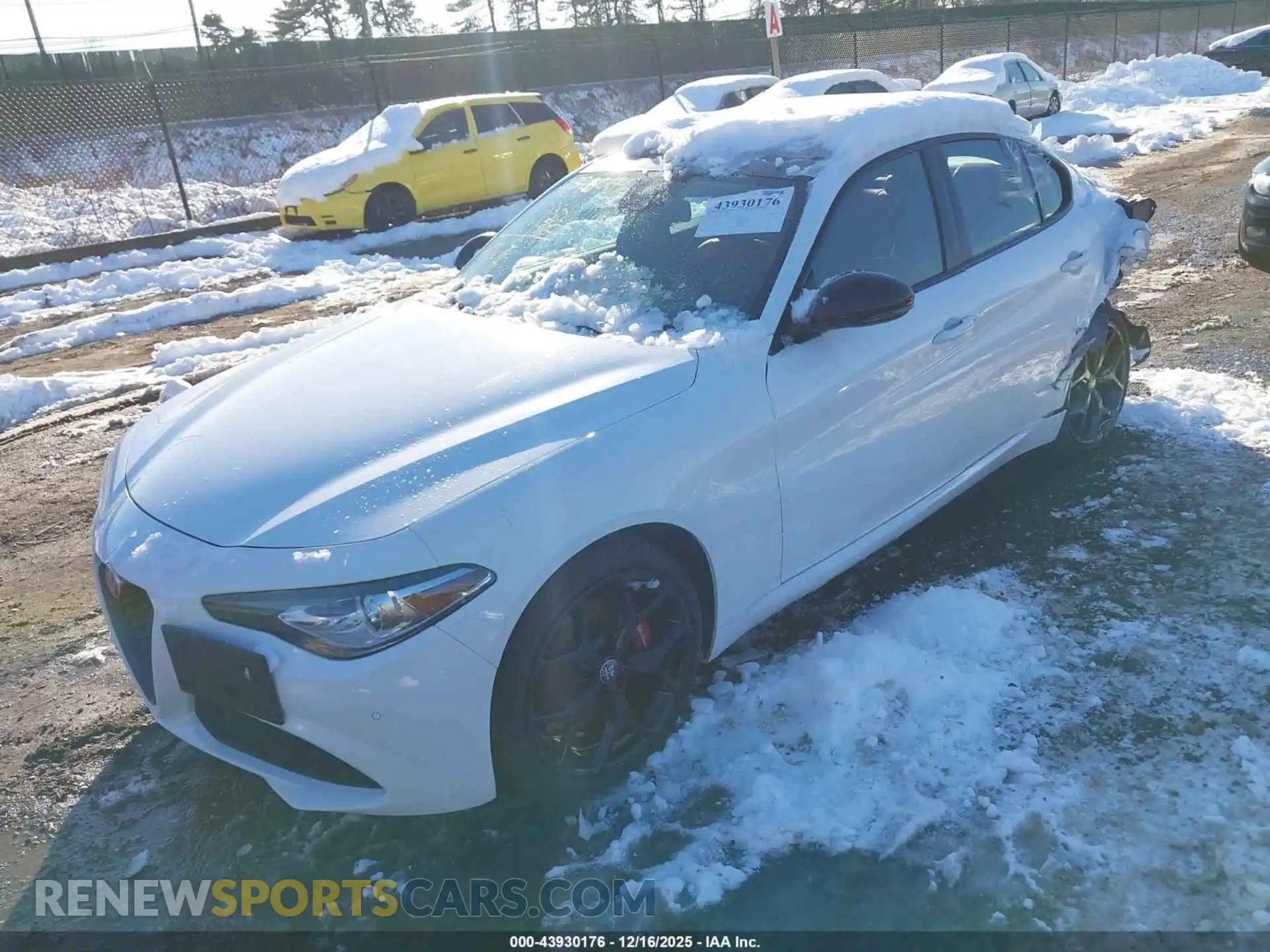 2 Photograph of a damaged car ZARFANBNXM7648087 ALFA ROMEO GIULIA 2021