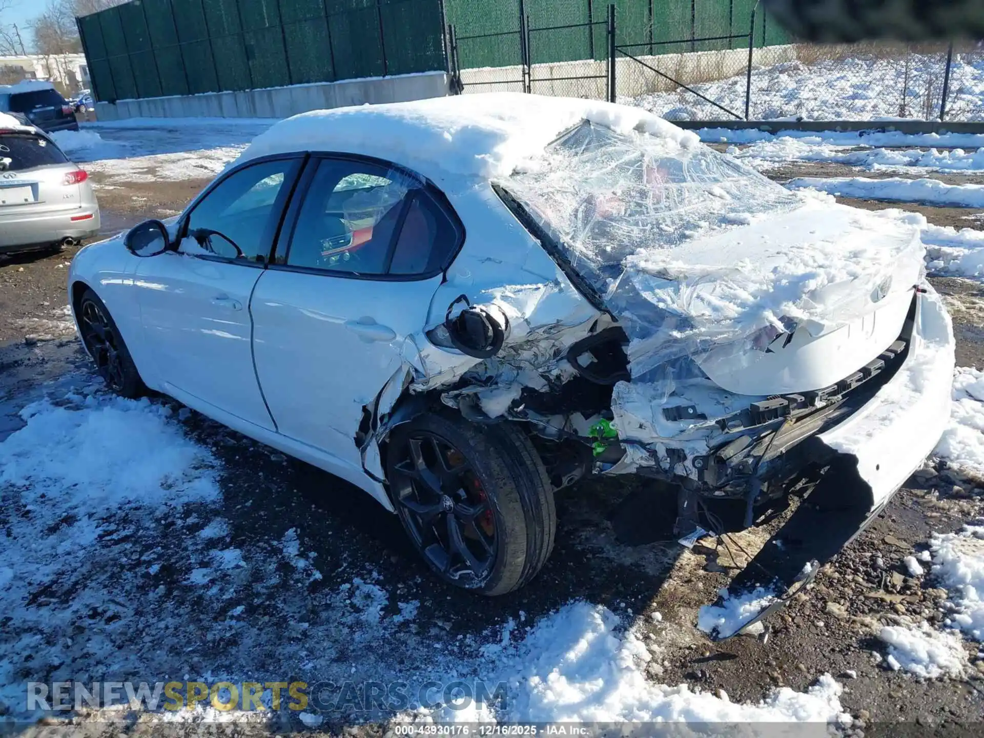 3 Photograph of a damaged car ZARFANBNXM7648087 ALFA ROMEO GIULIA 2021