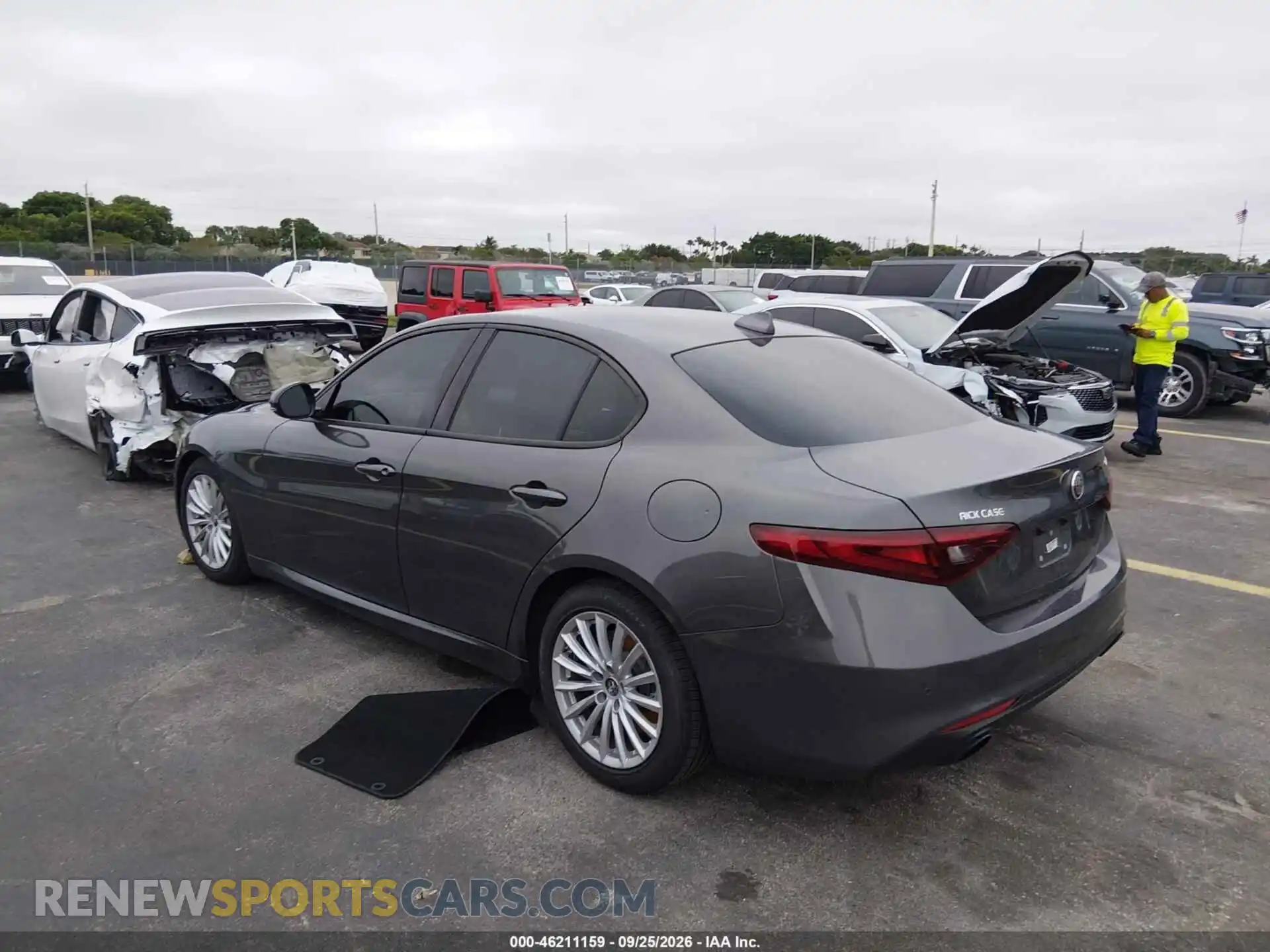 3 Photograph of a damaged car ZARFAMAN4P7666584 ALFA ROMEO GIULIA 2023