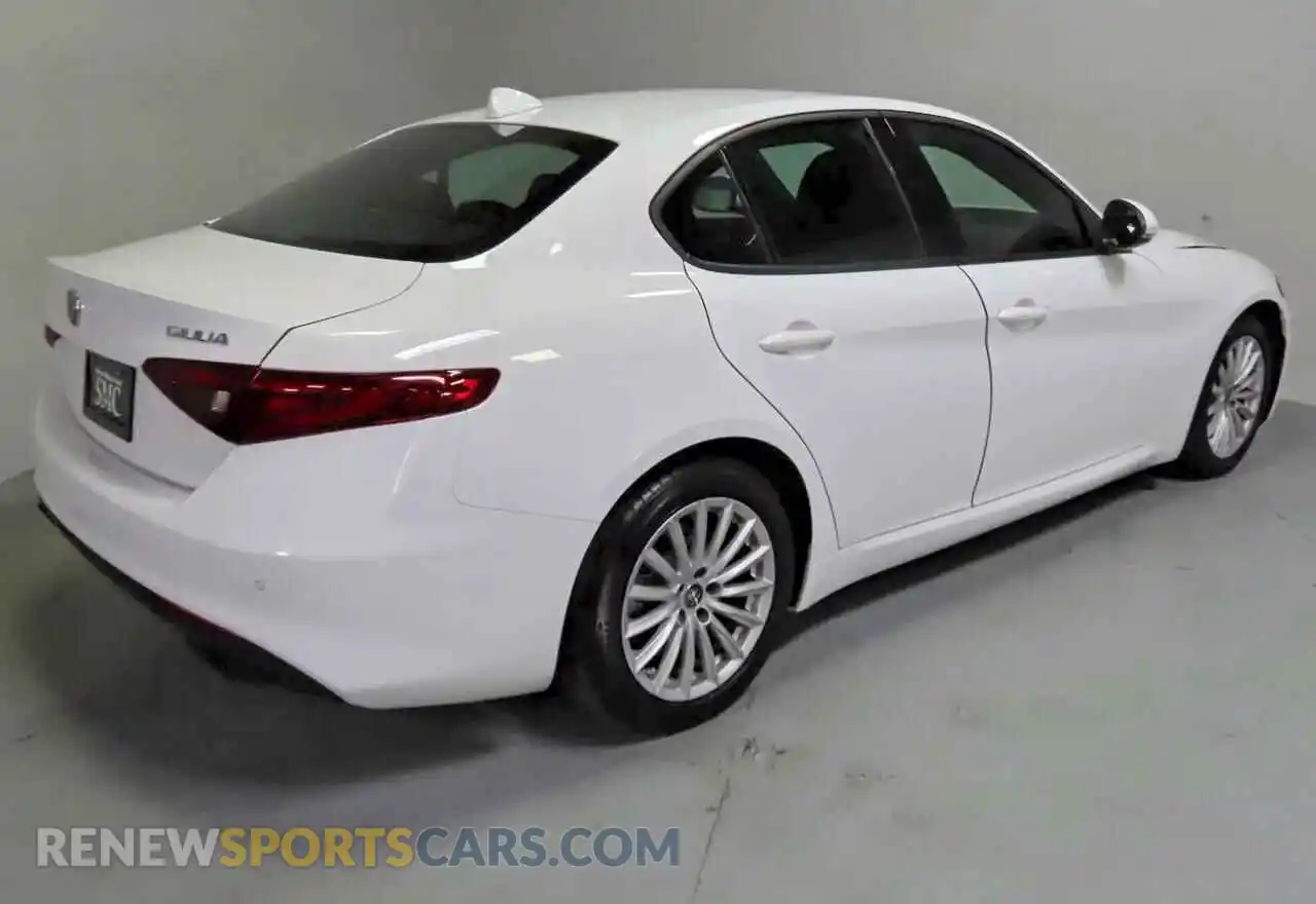 3 Photograph of a damaged car ZARFAMAN6P7668014 ALFA ROMEO GIULIA 2023
