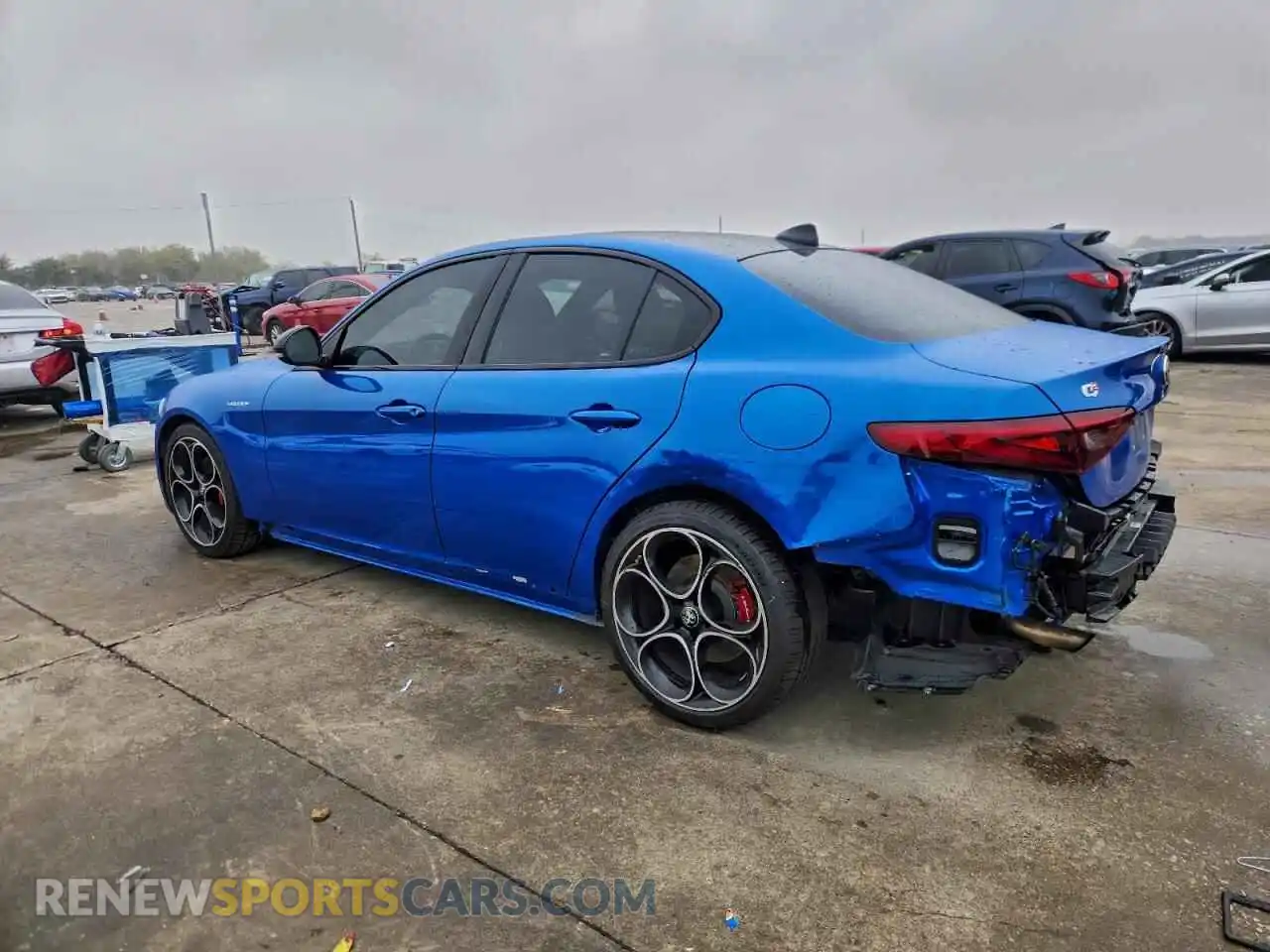 2 Photograph of a damaged car ZARFAMBN2P7668400 ALFA ROMEO GIULIA 2023