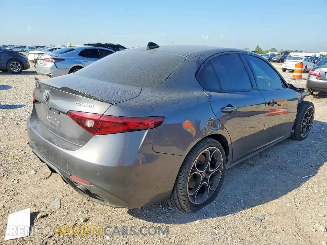 3 Photograph of a damaged car ZARFAMBN4P7671380 ALFA ROMEO GIULIA 2023