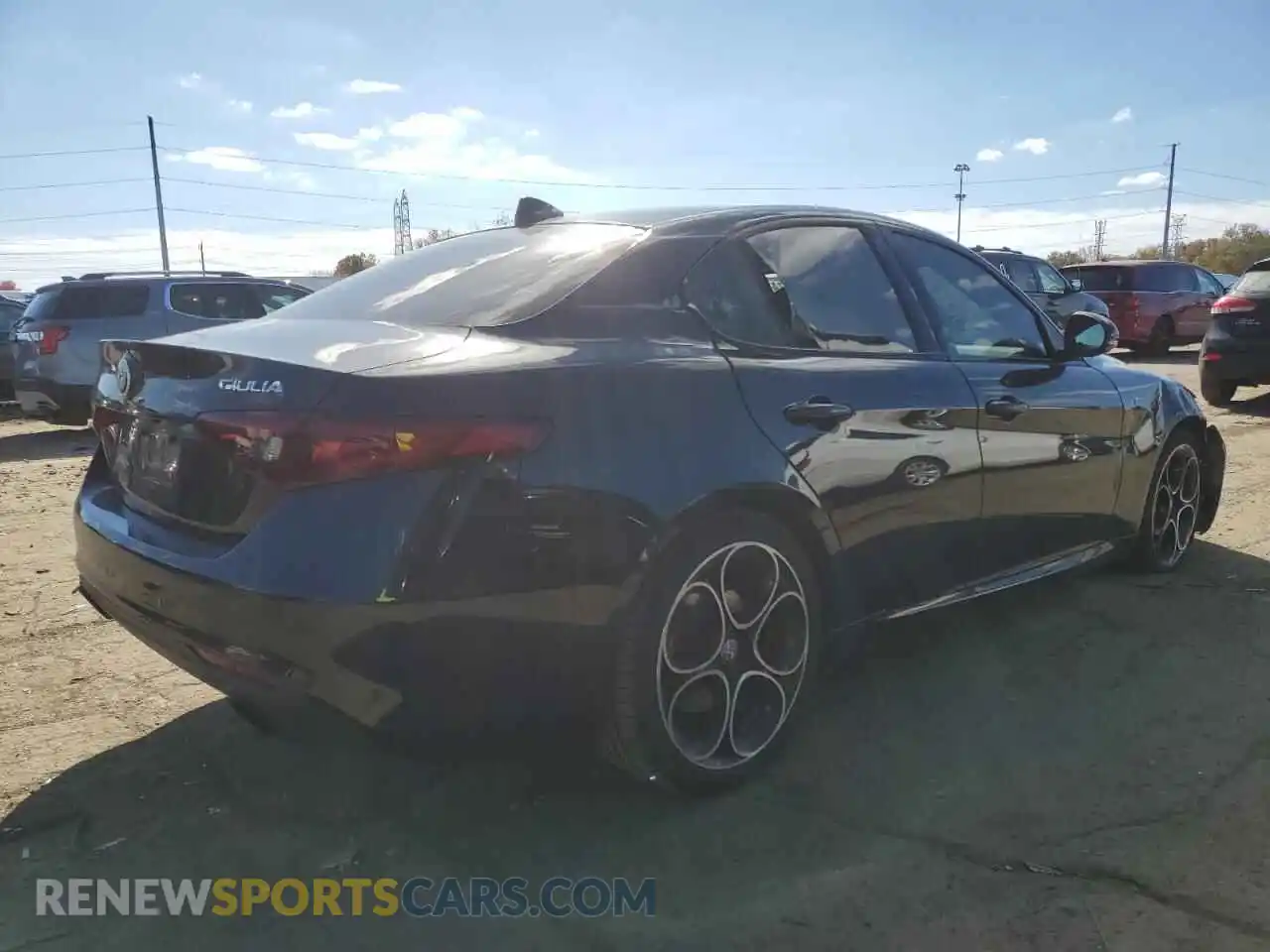 3 Photograph of a damaged car ZARFAMBN4P7676692 ALFA ROMEO GIULIA 2023