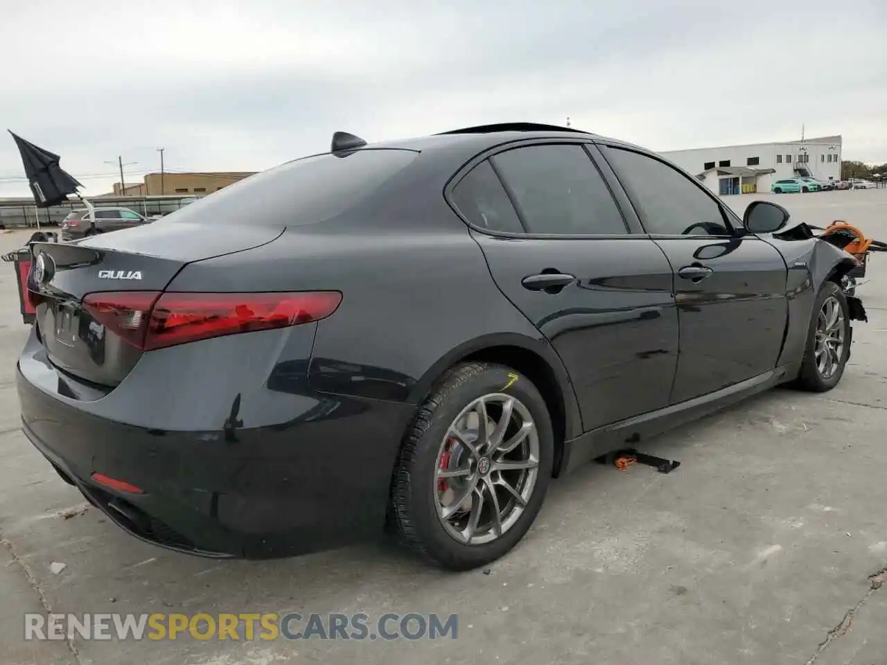 3 Photograph of a damaged car ZARFAMBN7P7669364 ALFA ROMEO GIULIA 2023