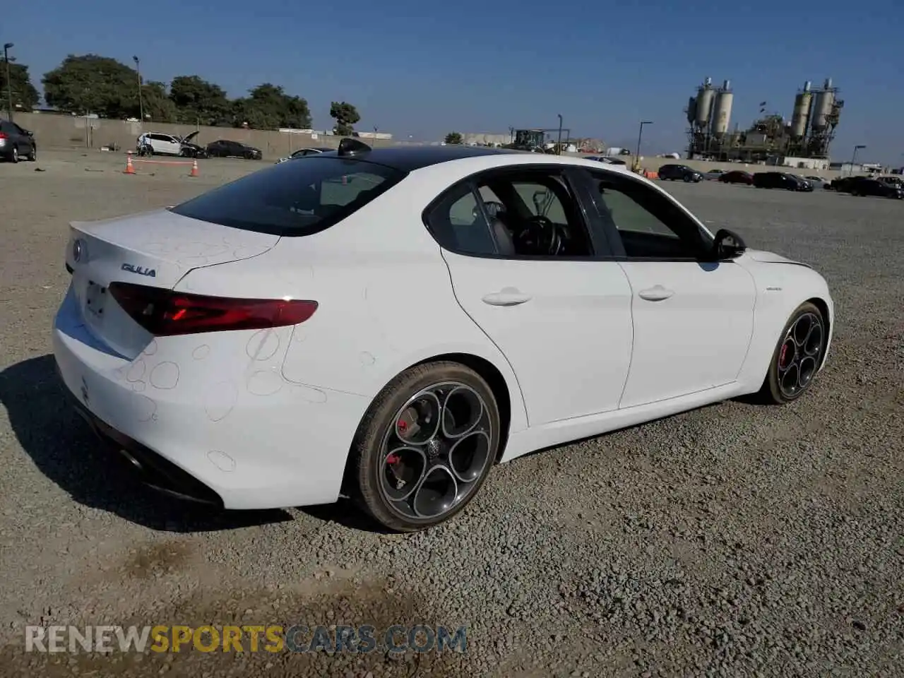 3 Photograph of a damaged car ZARFAMBN8P7668756 ALFA ROMEO GIULIA 2023