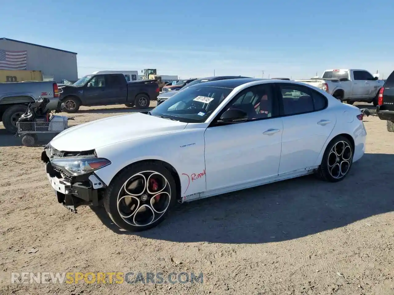 1 fotografías del automóvil dañado ZARFAMBN8P7671236 ALFA ROMEO GIULIA 2023
