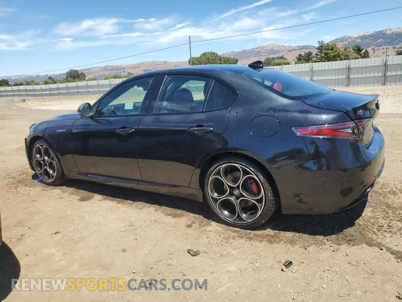 2 Photograph of a damaged car ZARFAMBN0R7683061 ALFA ROMEO GIULIA 2024