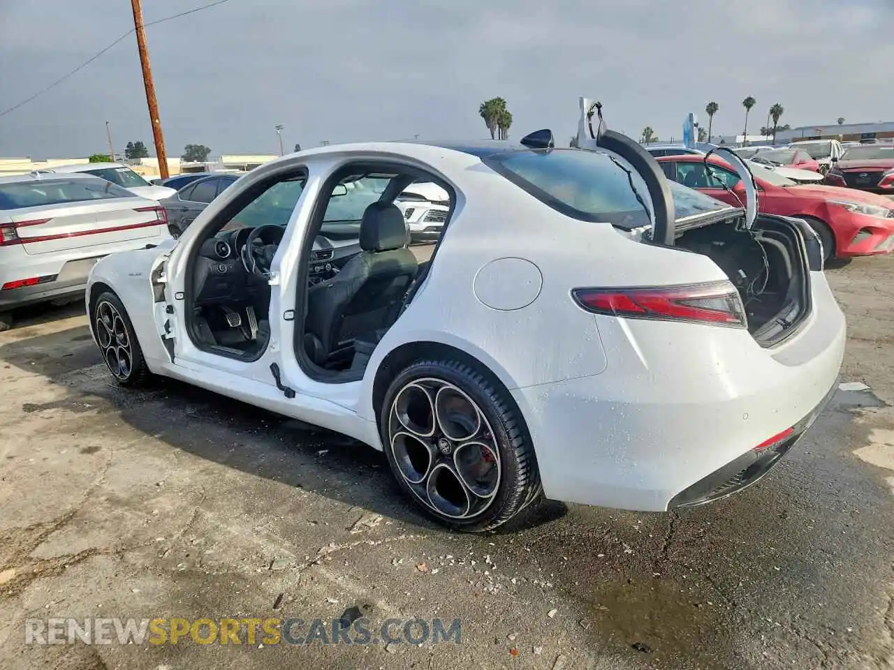 2 Фотография поврежденного автомобиля ZARFAMBN1R7683277 ALFA ROMEO GIULIA 2024