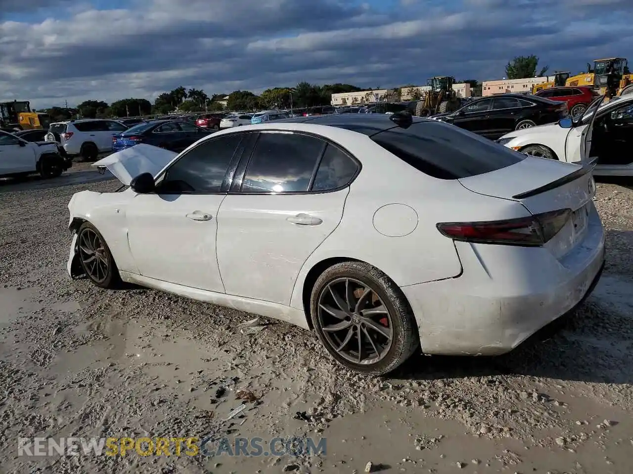 2 Photograph of a damaged car ZARFAMBN4R7679997 ALFA ROMEO GIULIA 2024