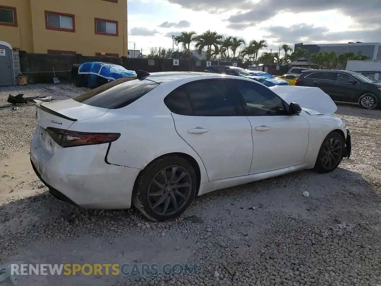 3 Photograph of a damaged car ZARFAMBN4R7679997 ALFA ROMEO GIULIA 2024