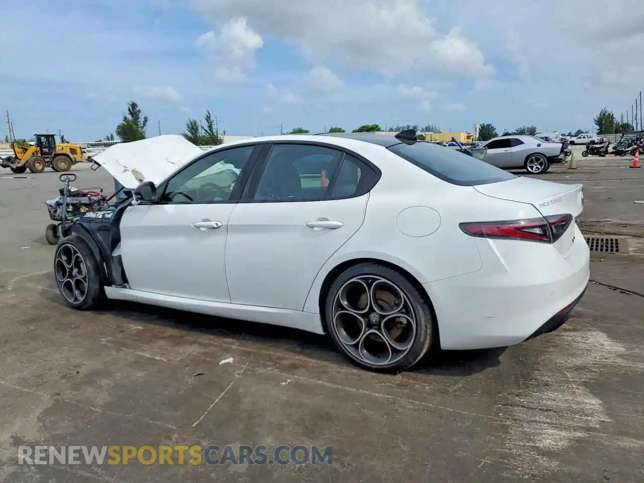 2 Фотография поврежденного автомобиля ZARFAMBN7R7682182 ALFA ROMEO GIULIA 2024