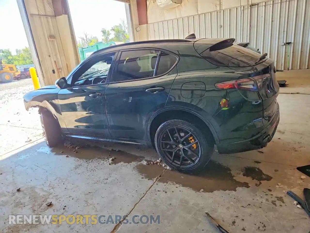 2 Photograph of a damaged car ZASPAKBN1M7D15698 ALFA ROMEO STELVIO 2021