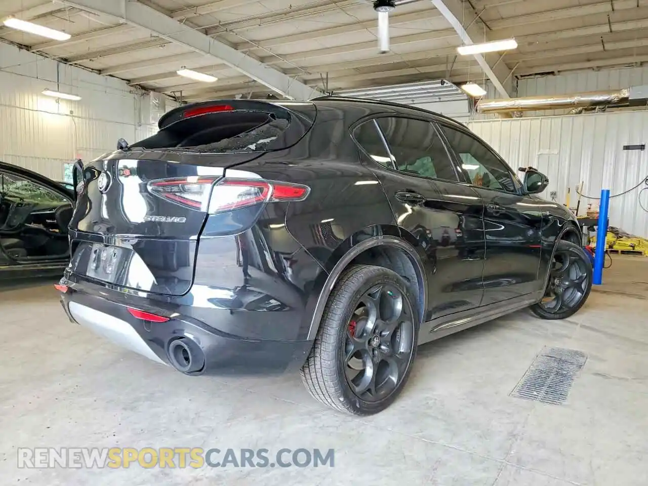 3 Photograph of a damaged car ZASPAKBN8R7D85240 ALFA ROMEO STELVIO 2024