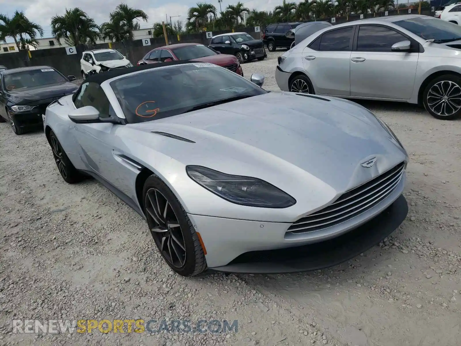 1 fotografías del automóvil dañado SCFRMFCW3KGM08342 ASTON MARTIN ALL MODELS 2019