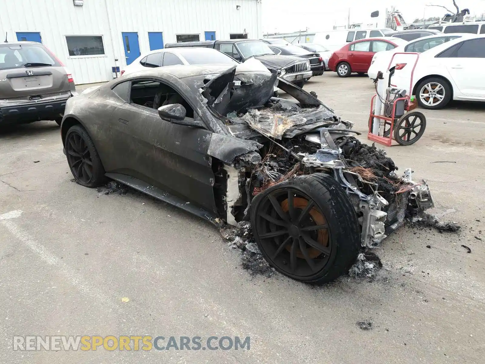 1 fotografías del automóvil dañado SCFSMGAM1KGN01127 ASTON MARTIN ALL MODELS 2019