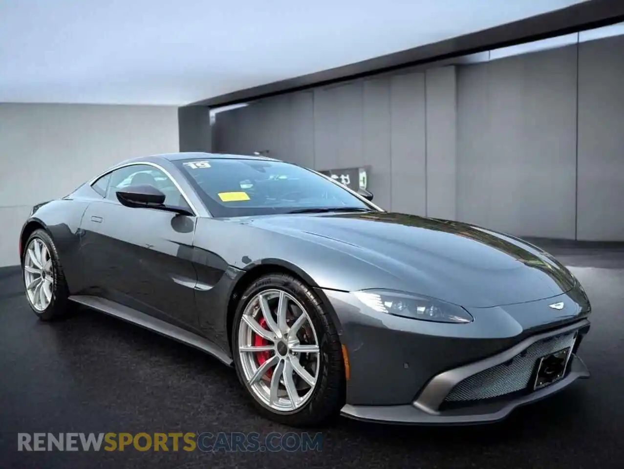 2 Фотография поврежденного автомобиля SCFSMGAW4KGN0143X ASTON MARTIN ALL MODELS 2019