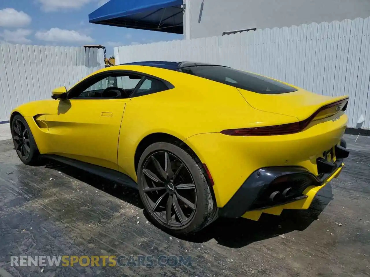 2 fotografías del automóvil dañado SCFSMGAW6KGN01897 ASTON MARTIN ALL MODELS 2019