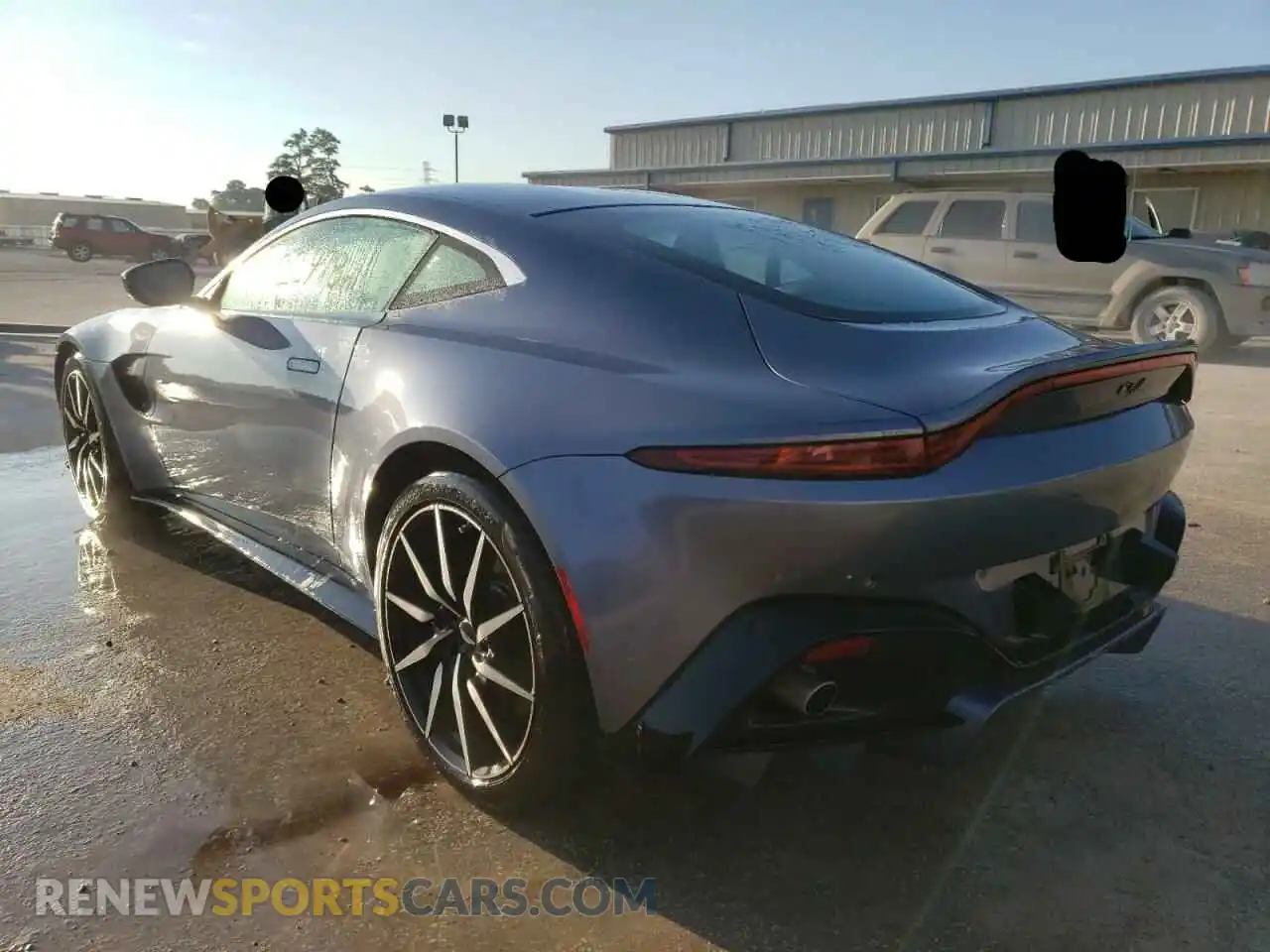 3 fotografías del automóvil dañado SCFSMGAW8KGN01061 ASTON MARTIN ALL MODELS 2019