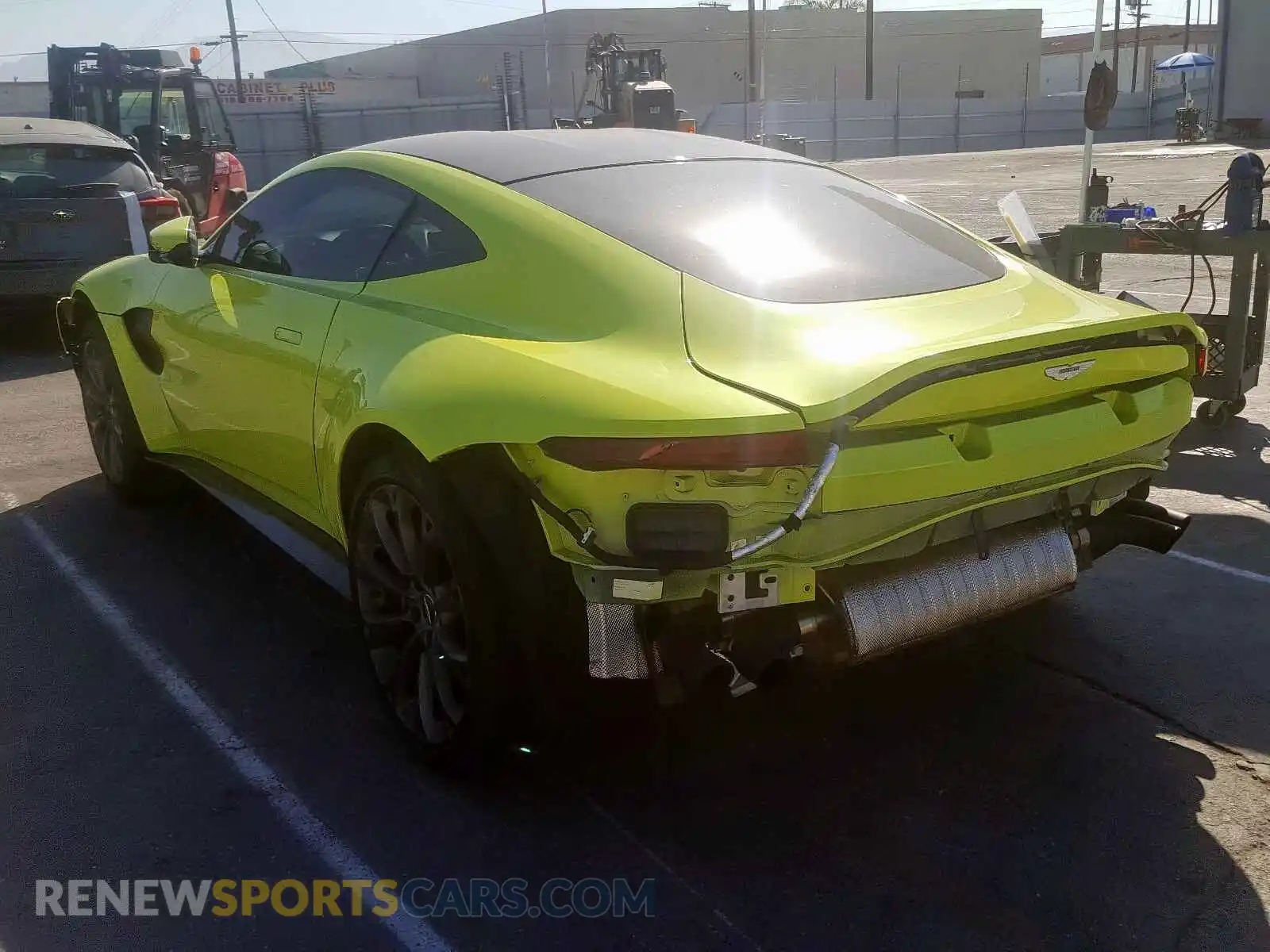 3 fotografías del automóvil dañado SCFSMGAW8KGN01383 ASTON MARTIN ALL MODELS 2019