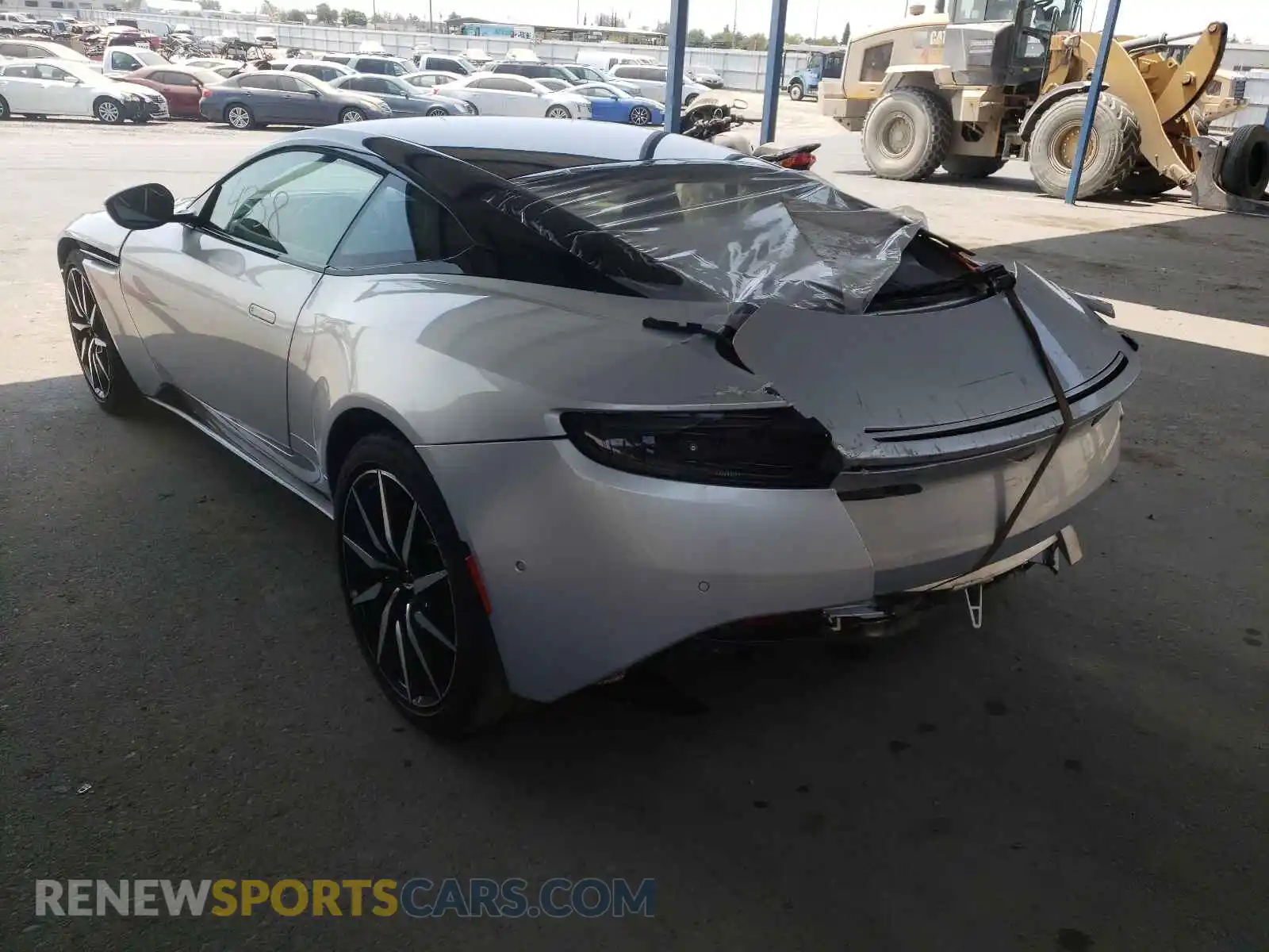 3 fotografías del automóvil dañado SCFRMFAW0LGL08400 ASTON MARTIN ALL MODELS 2020