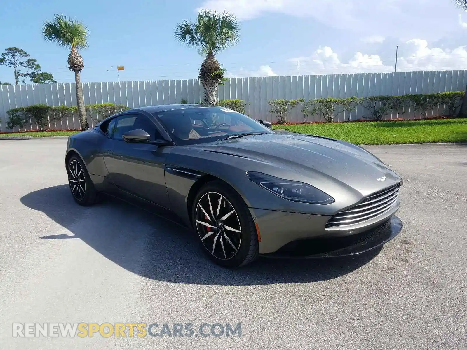 1 fotografías del automóvil dañado SCFRMFAW8LGL09116 ASTON MARTIN ALL MODELS 2020