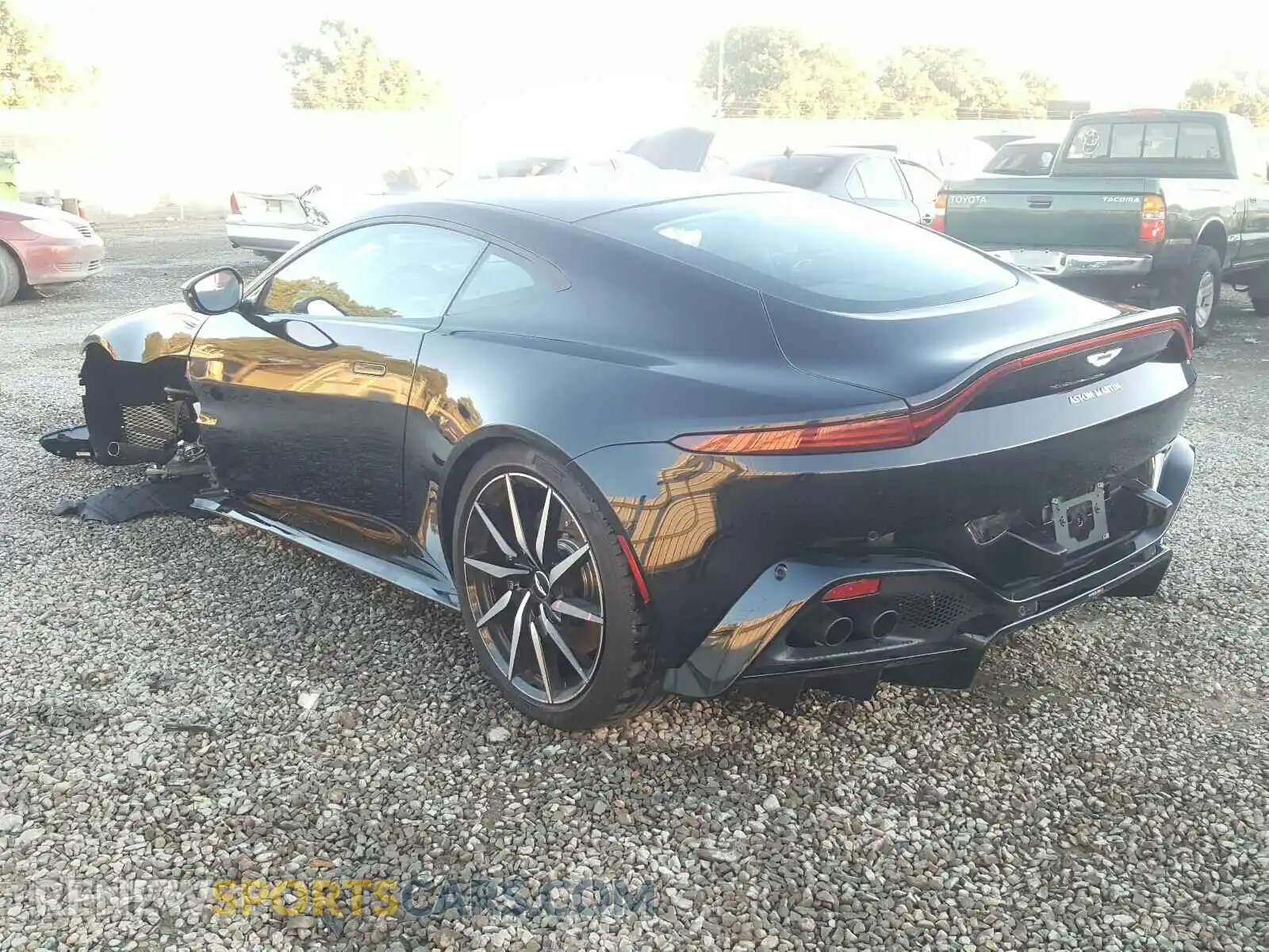 3 fotografías del automóvil dañado SCFSMGAW1LGN03588 ASTON MARTIN ALL MODELS 2020