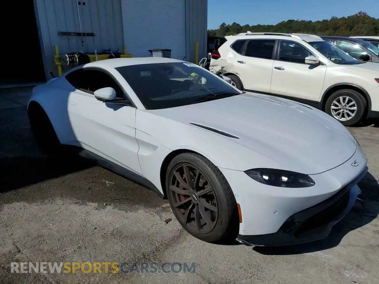 1 Фотография поврежденного автомобиля SCFSMGAW5LGN04145 ASTON MARTIN ALL MODELS 2020